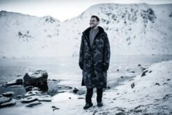 Dryrobe Advance Long Sleeve Black Camouflage - RECYCLED -Camping Sales Shop 3F1A32342048 2024x2024 bbaddffc 7d54 49c3 a48c 4563154ccd63