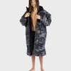 Dryrobe Advance Long Sleeve Black Camouflage - RECYCLED